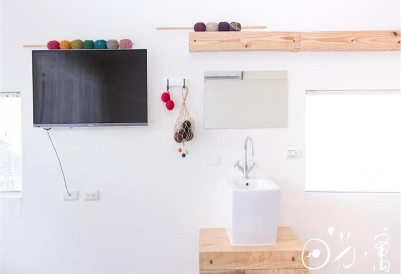 تختخواب و صبحانه Kenting Sun Light Inn