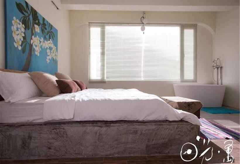 تختخواب و صبحانه Kenting Sun Light Inn