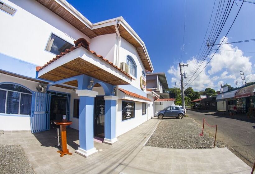 مسافرخانه Boutique Hotel Ibiza