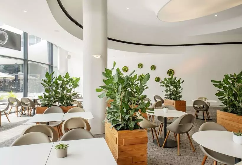 Doubletree By Hilton Hotel Wroclaw