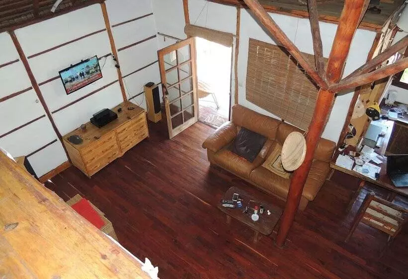 ホテル Duna Lodge