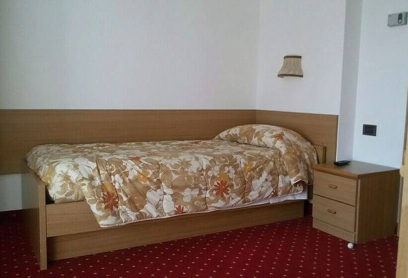 בית מלון כפרי Garni Lastei