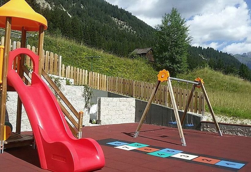 בית מלון כפרי Garni Lastei