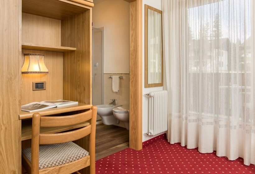 בית מלון כפרי Garni Lastei