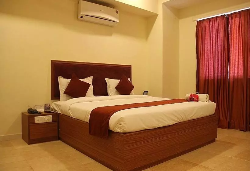 هتل Oyo Rooms Unique Trade Center