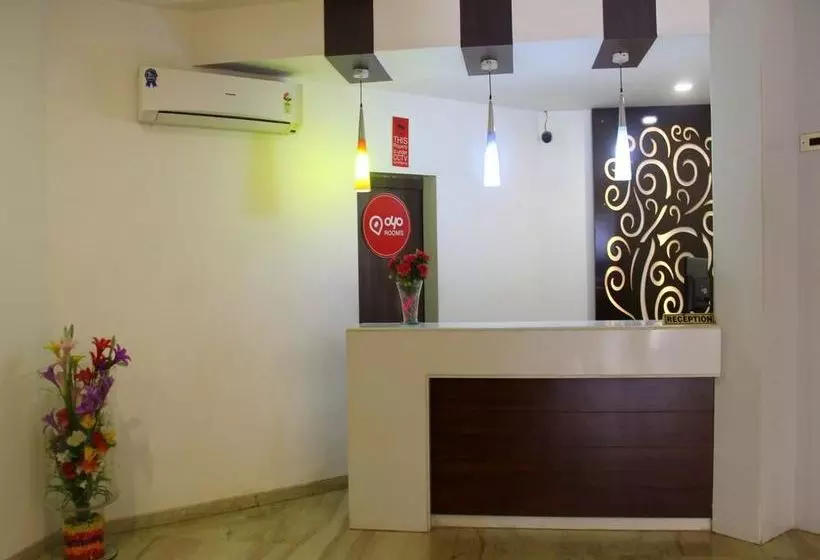 هتل Oyo Rooms Unique Trade Center