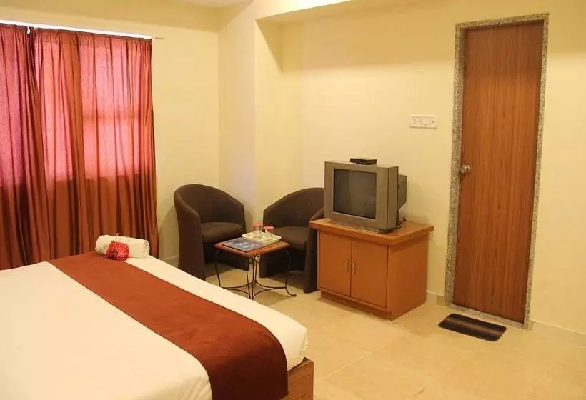 هتل Oyo Rooms Unique Trade Center