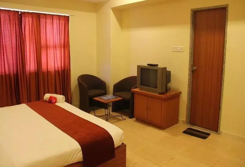 هتل Oyo Rooms Unique Trade Center
