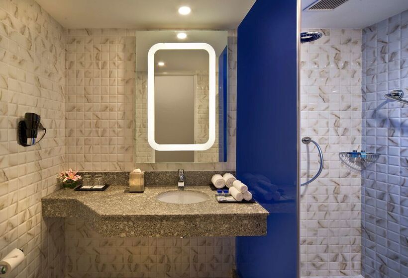 هتل Park Inn By Radisson Amritsar Airport