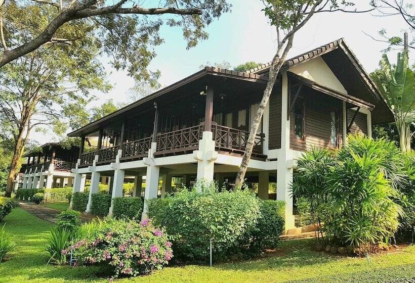 酒店 Phubachiang Golf & Resort Pakse