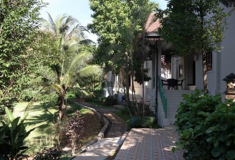 酒店 Phubachiang Golf & Resort Pakse