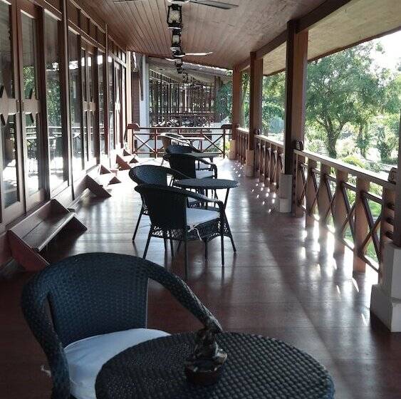 酒店 Phubachiang Golf & Resort Pakse
