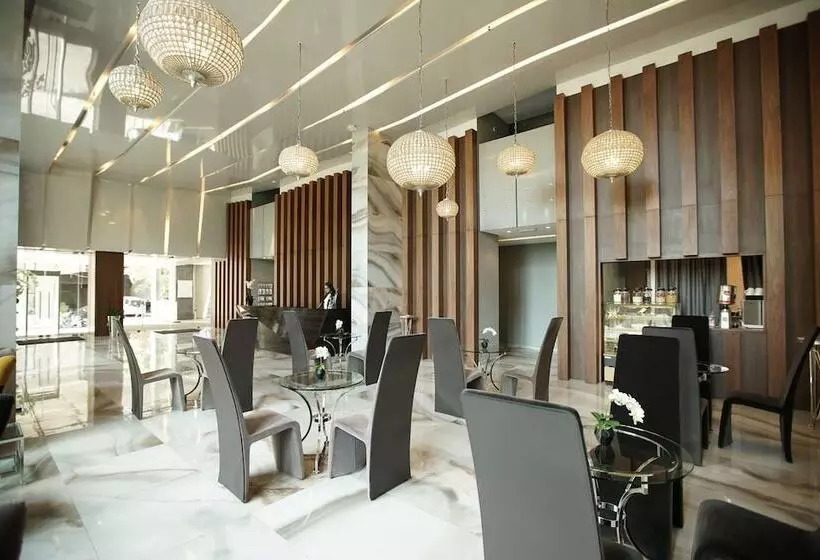 هتل Royal Tulip Achrafieh