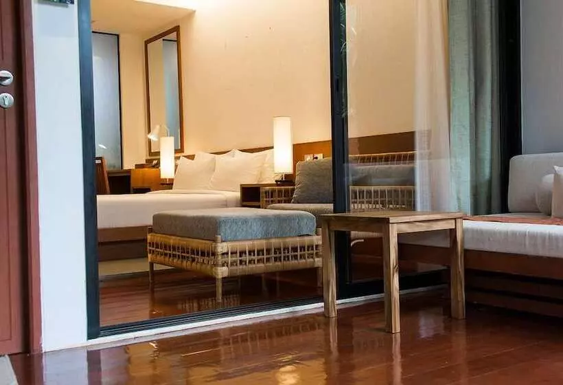 هتل Tri Shawa Resort