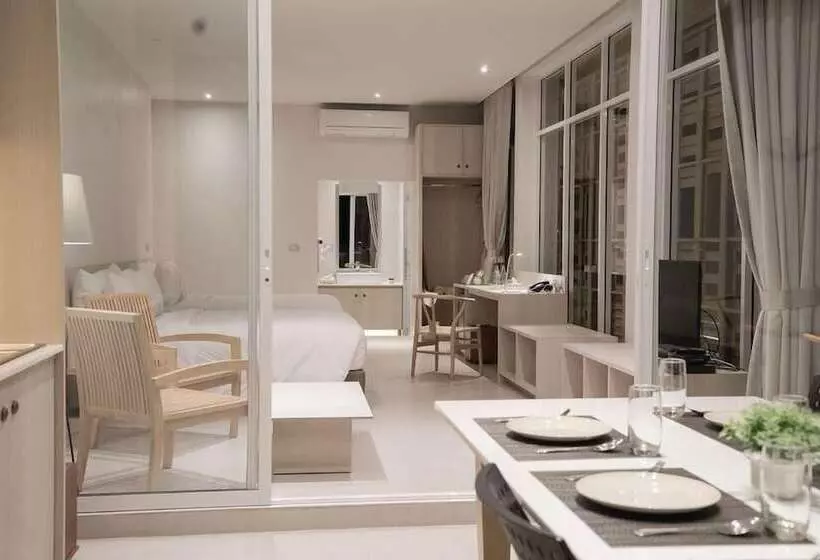 هتل Tri Shawa Resort