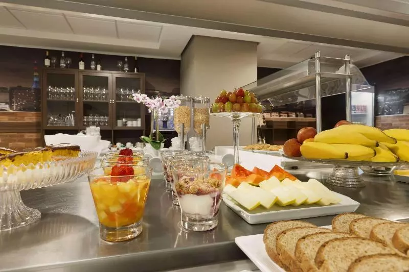 ホテル Tryp By Wyndham São Paulo Guarulhos Airport