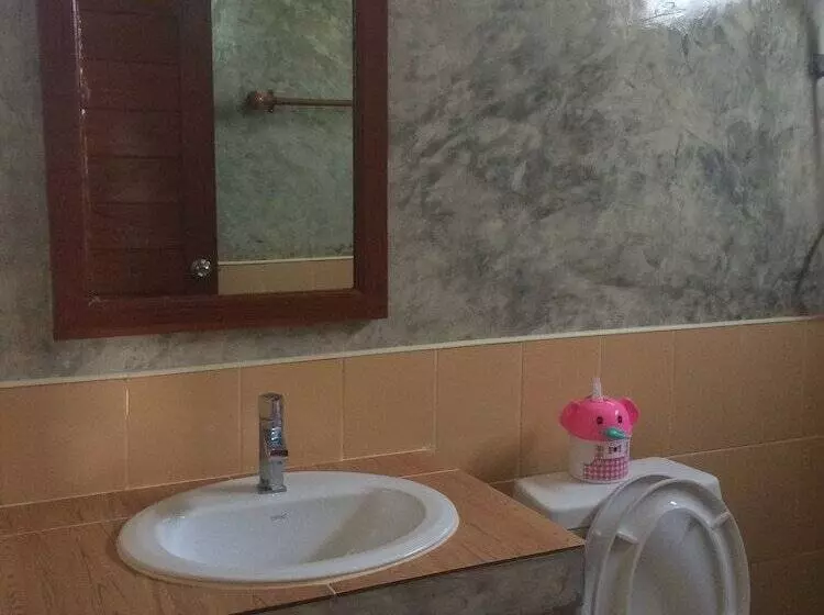 Majatalo Pai Porpeang  Guesthouse