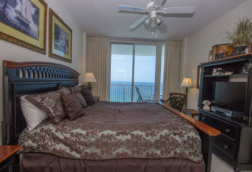 Lighthouse Condos By Hosteeva