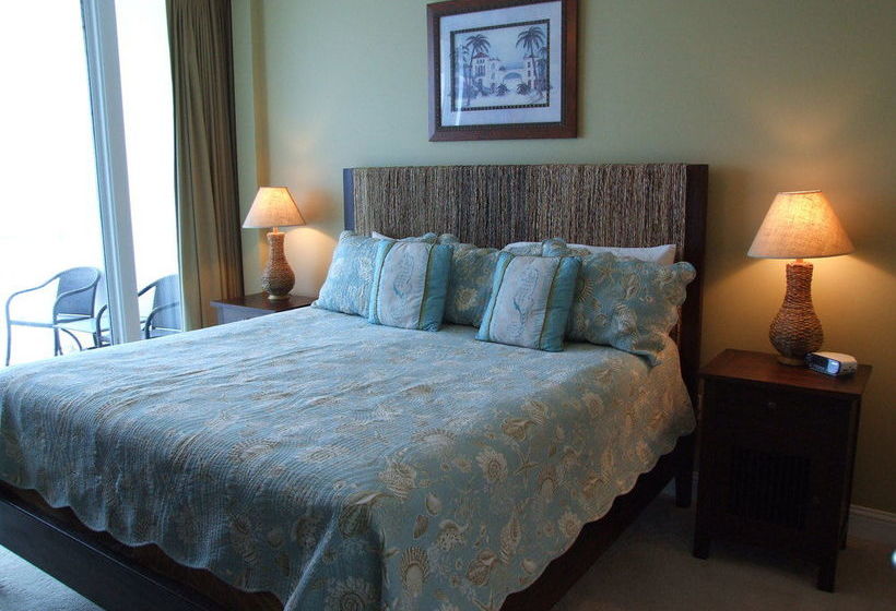 Lighthouse Condos By Hosteeva