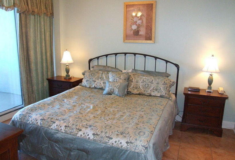 Lighthouse Condos By Hosteeva