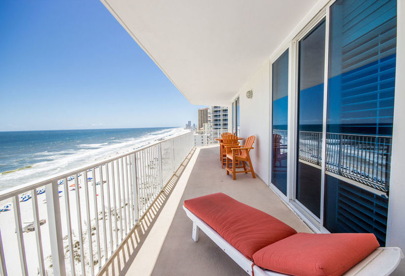 Lighthouse Condos By Hosteeva