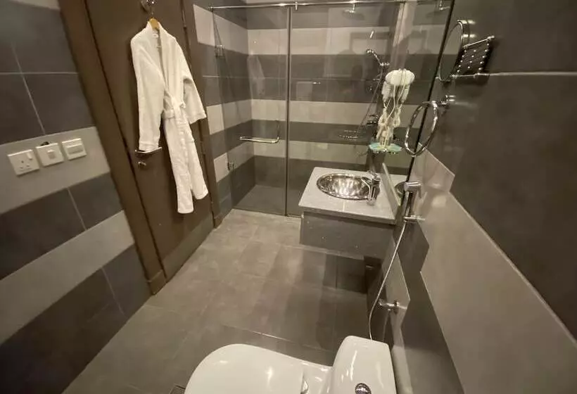 180 Degrees Hotel Almalqa