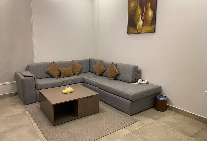 180 Degrees Hotel Almalqa