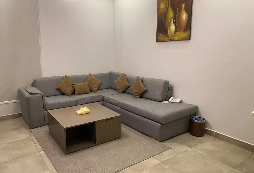 180 Degrees Hotel Almalqa