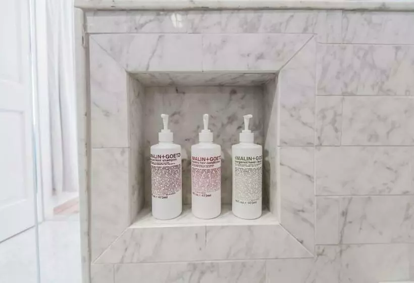 ユースホステル Old Dutch Inn