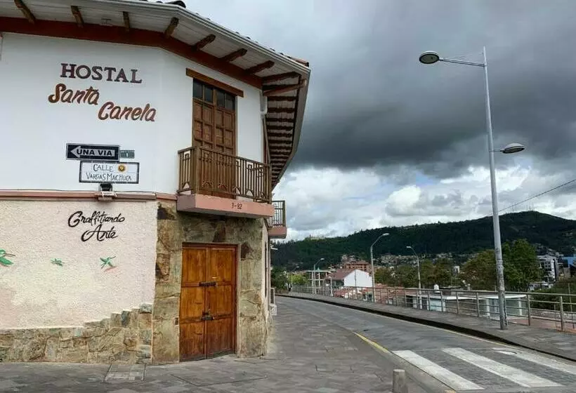 Hostel Santa Canela