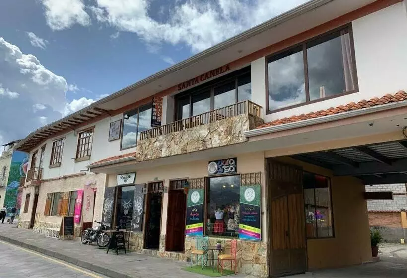 Hostel Santa Canela