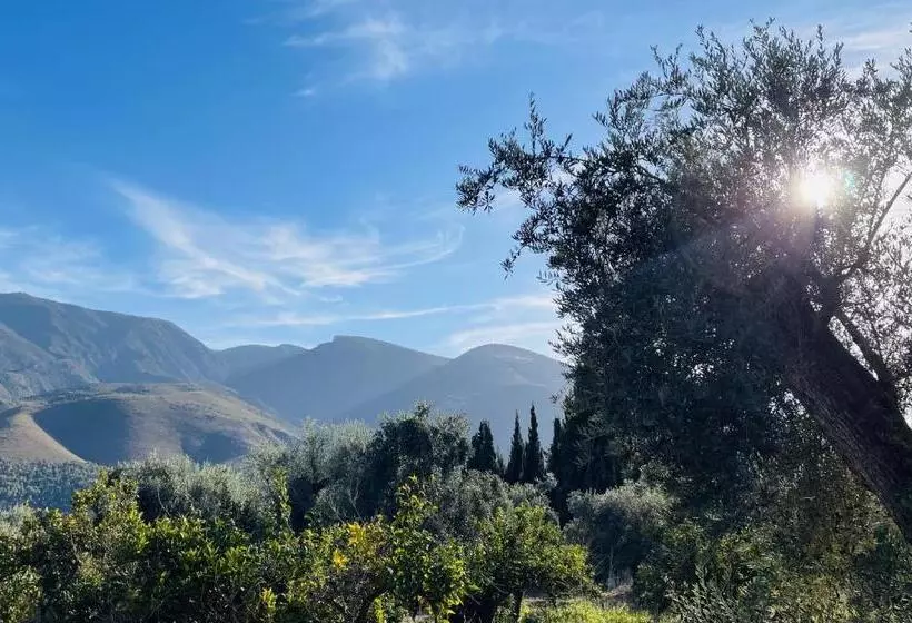 ホテル Cortijo Tayula Centro De Recuperación Y Descanso