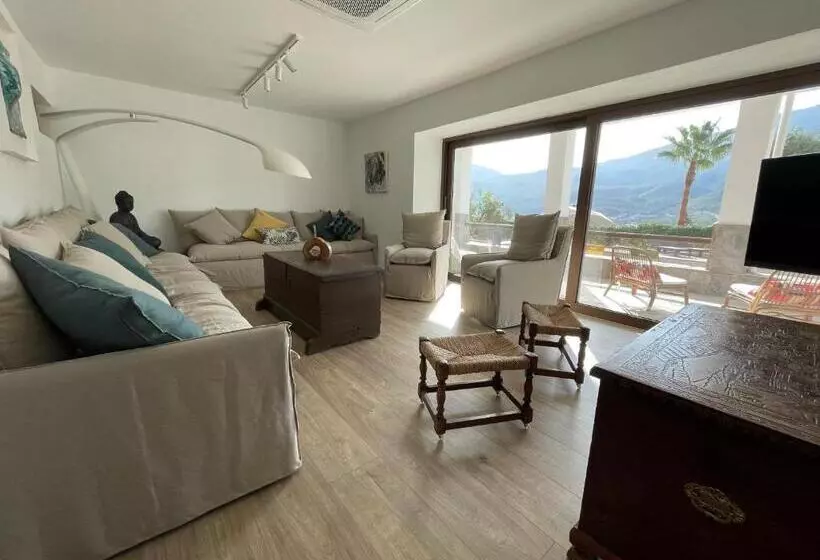 ホテル Cortijo Tayula Centro De Recuperación Y Descanso