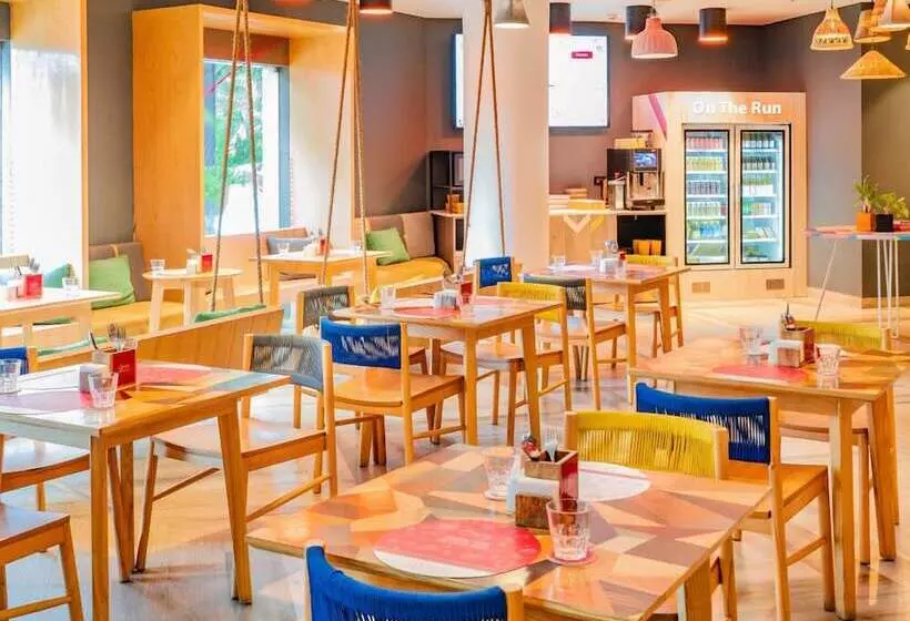 ホテル Ginger Noida Sector 133