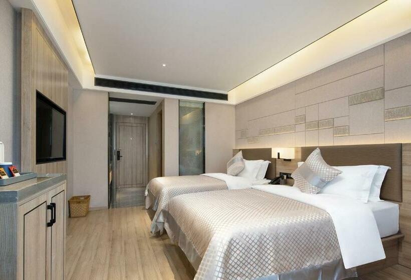 Morning Hotel, Fengcheng High Speed Railway Station