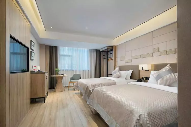 Morning Hotel, Fengcheng High  Speed Railway Station