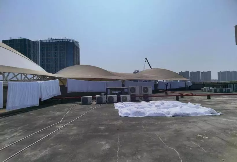 Morning Hotel, Fengcheng High  Speed Railway Station