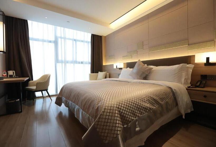 Morning Hotel, Fengcheng High Speed Railway Station