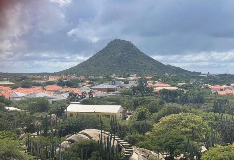 پانسیون Room In Apartment Nice Apartament In Aruba