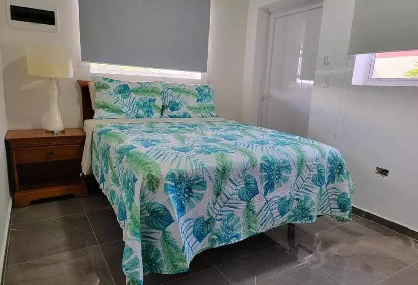 پانسیون Room In Apartment Nice Apartament In Aruba