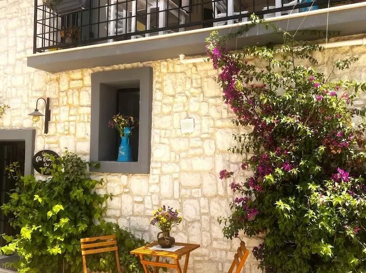 1870 S Taş Konak Otel üç Oda