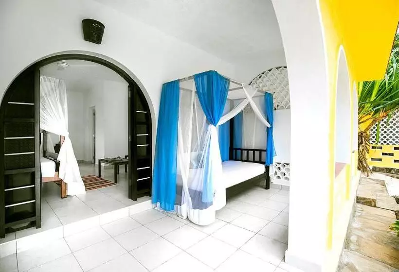 هتل Coconut Beach Boutique   Apasio Lodges