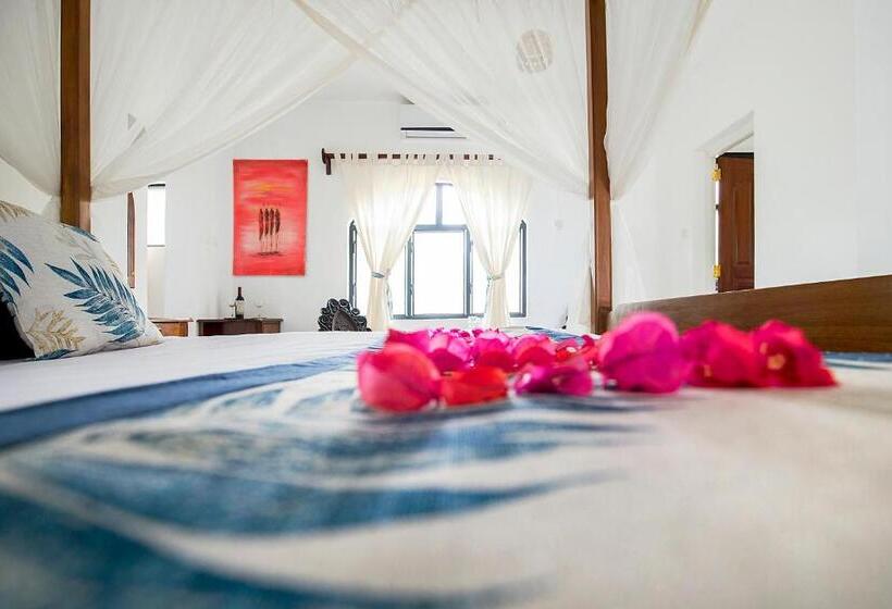 هتل Coconut Beach Boutique   Apasio Lodges