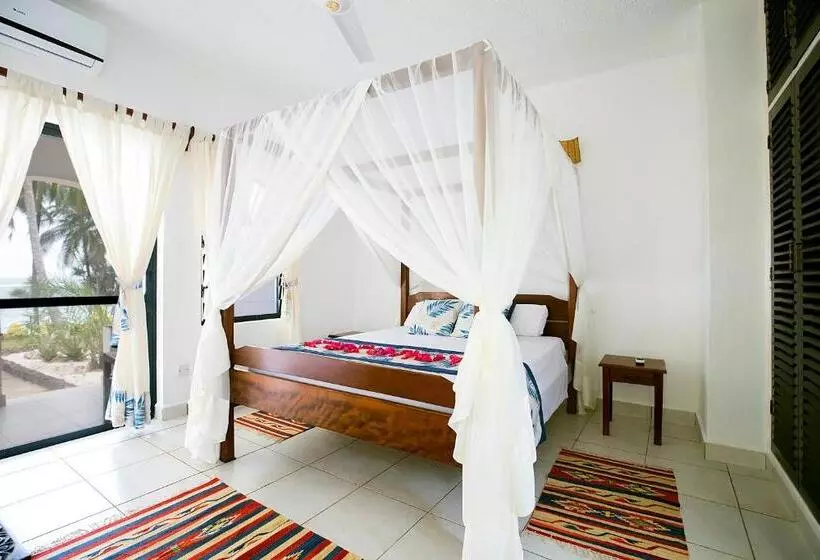 هتل Coconut Beach Boutique   Apasio Lodges
