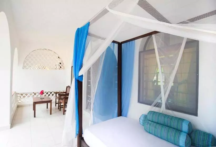 هتل Coconut Beach Boutique   Apasio Lodges