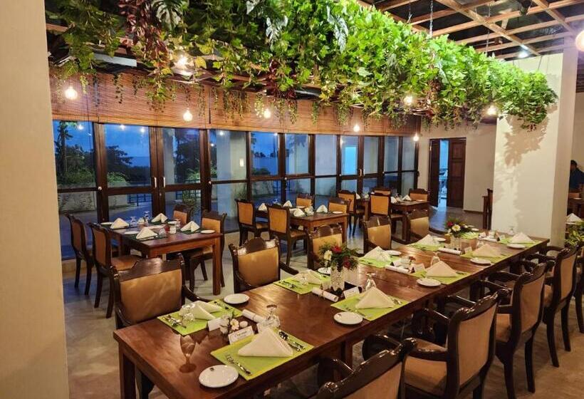 בית מלון כפרי Samudra Training