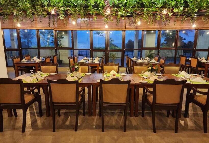 בית מלון כפרי Samudra Training