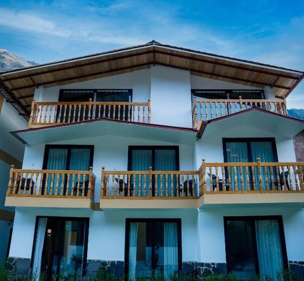 Hotel Tikawasi Ollanta 2   Incluye Transporte O Recojo Hacia La Estacion De Tren