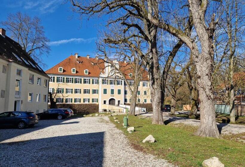 بنسيون Wohnen Am Wasserschloss Sandizell
