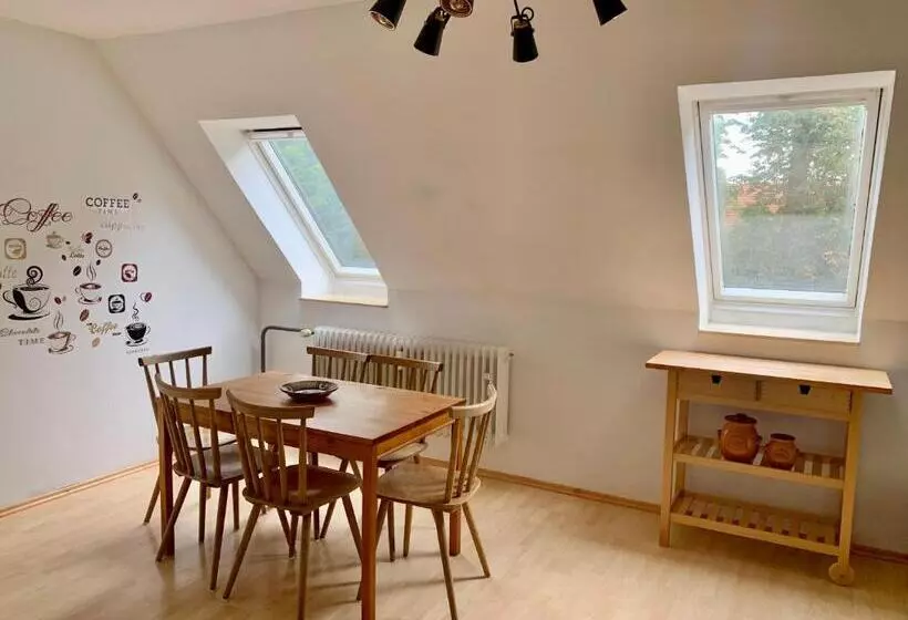 Majatalo Wohnen Am Wasserschloss Sandizell